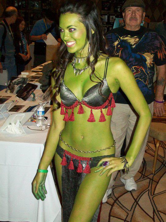 Orion Slave Girl - Cosplay