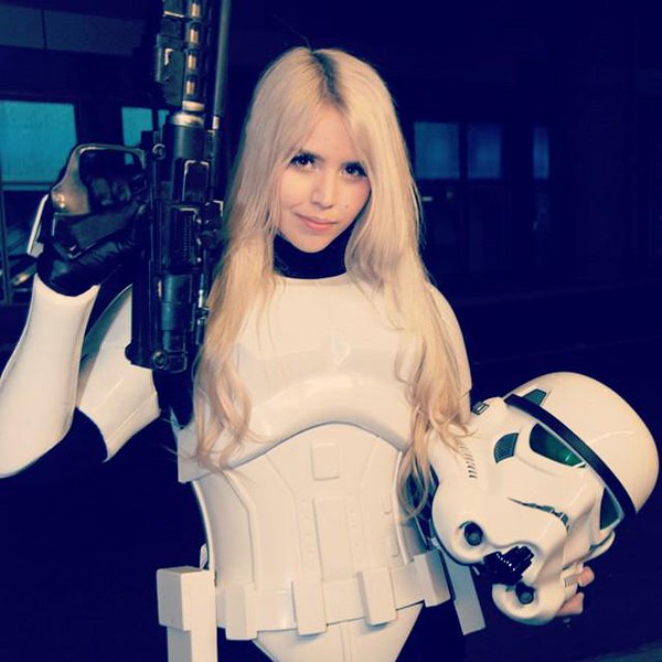 Female Stormtroopers - Blonde